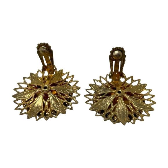 Vintage 50's Gold Tone Filigree Dark Green Button Iridescent 1.5" Clip Earrings - Picture 2 of 11